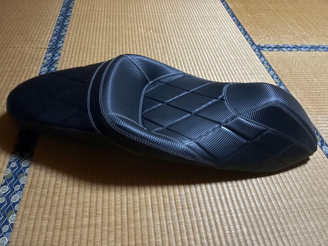 pcx125 jk05ノイワットダンシート 21年式