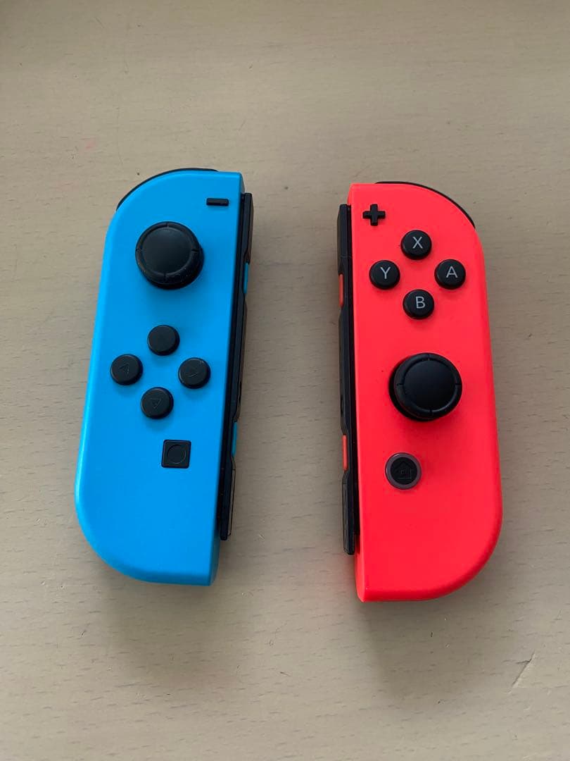 Nintendo switch本体 (付属品全て完備、初期化済)その他もろもろ