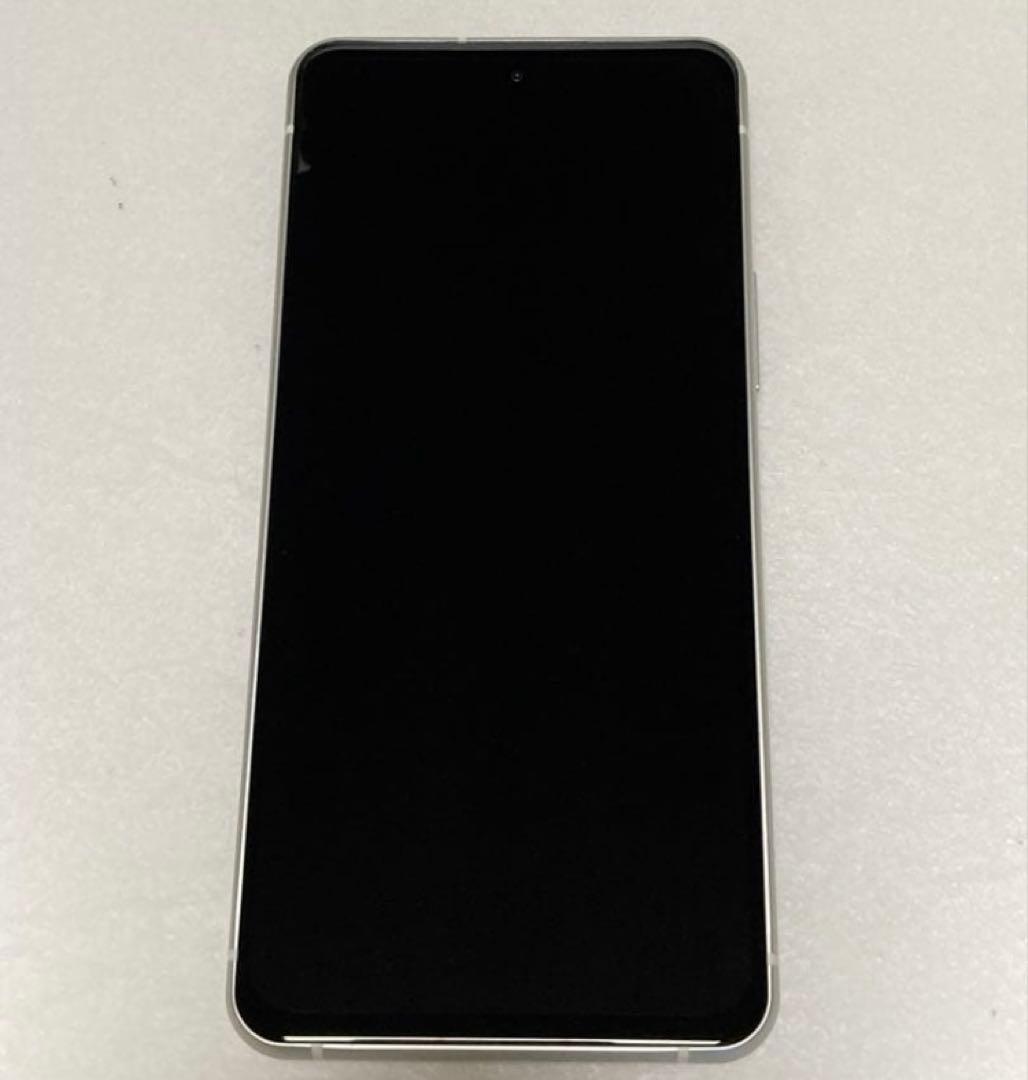 ドコモ SIMフリー ARROWS N F-51Cスマホ本体 ホワイト⭐️