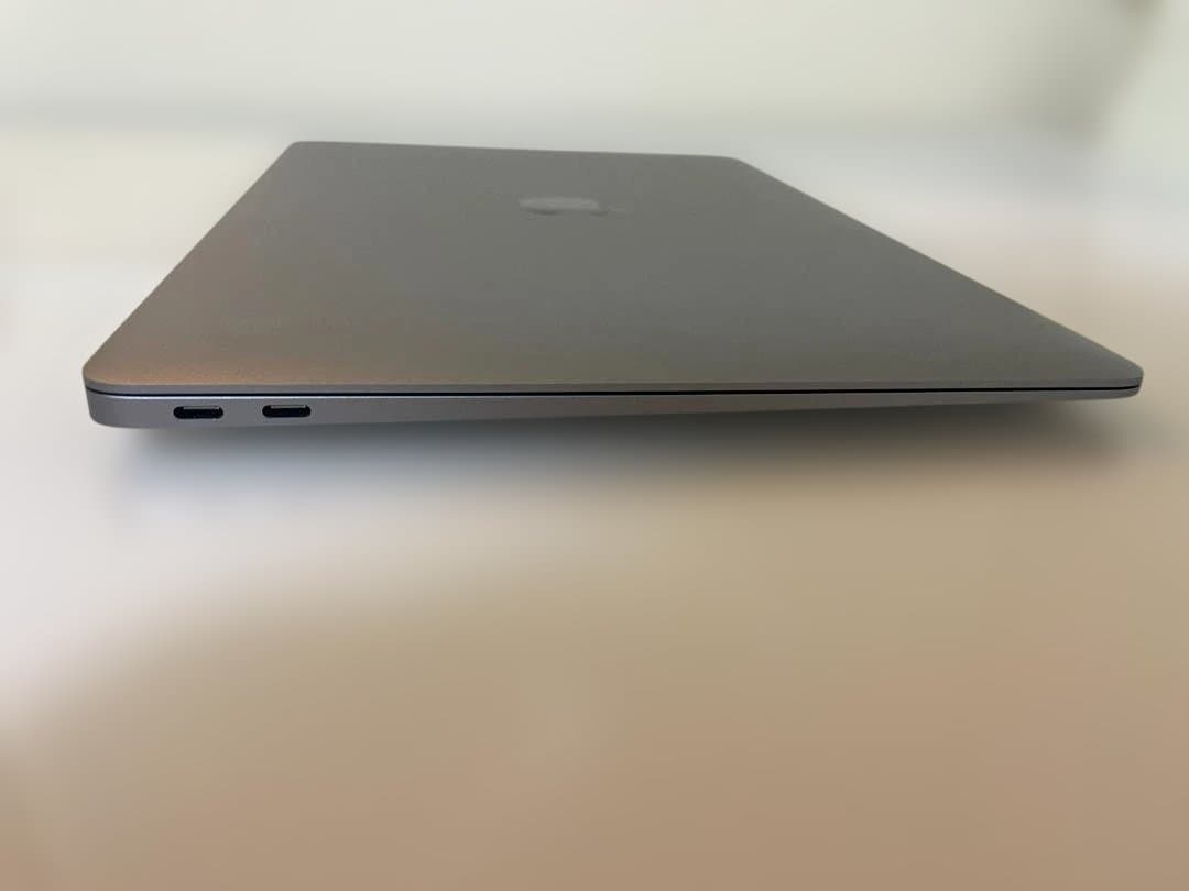 M1 MacBook Air スペースグレー 本体