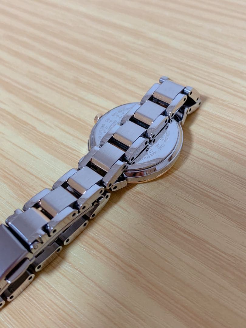 美品/稼動品　CITIZEN クロスシー アナログ時計　H060T025056