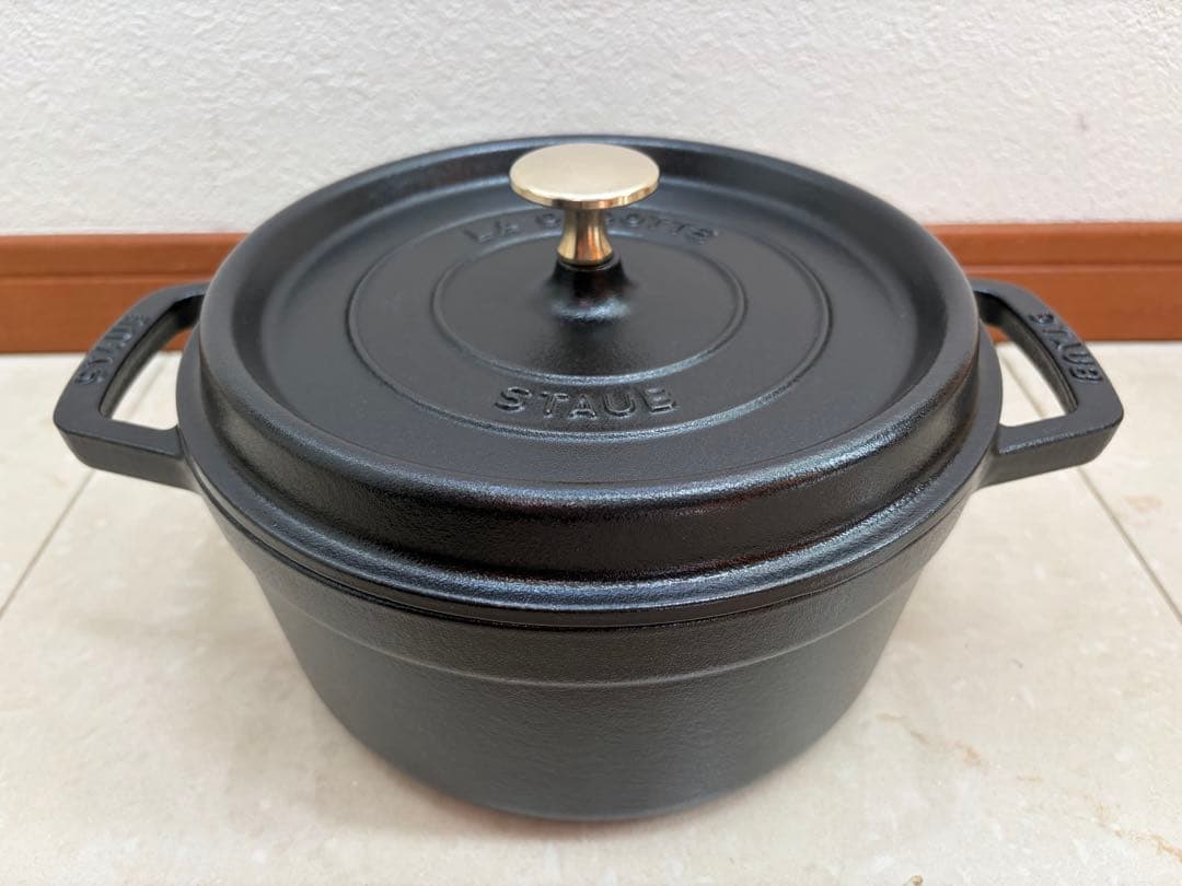 STAUB ストウブ　LA COCOTTE 黒 22cm