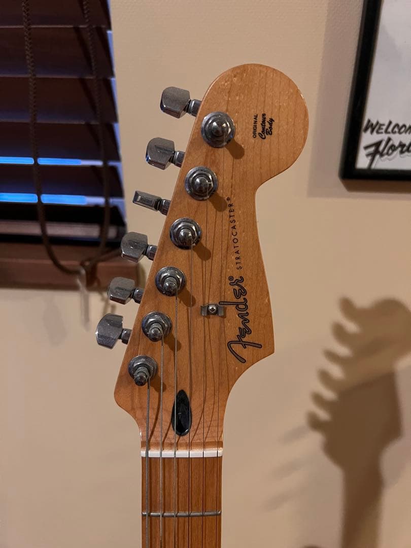 【値下げ交渉OK】フェンダー　fender ホワイト ストラトキャスター エレキ