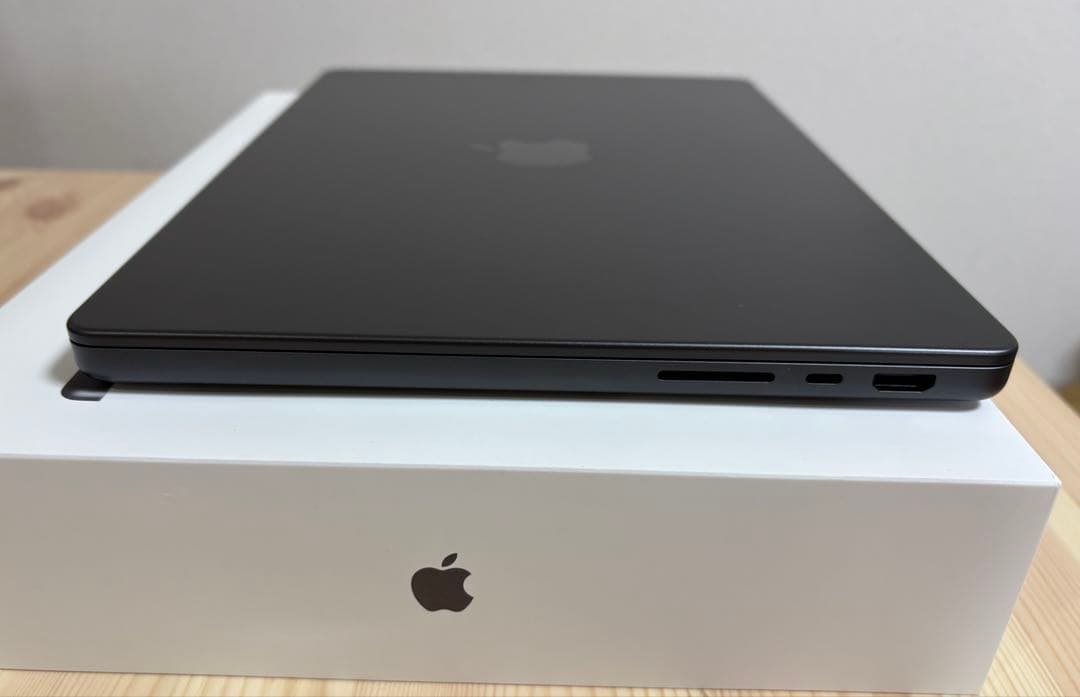 CTO MacBook Pro 14インチ M4Pro 24GB 512GB