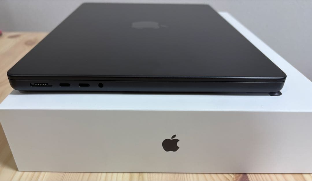 CTO MacBook Pro 14インチ M4Pro 24GB 512GB