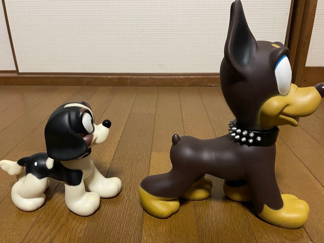 ピ*キ様 NEIGHBORHOODネイバーフッド×メディコムトイ 犬のフィギュア