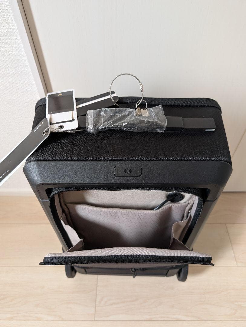 サイズ変更可能！旅好きの『欲しい』を詰め込んだ多機能スーツケースKABUTO