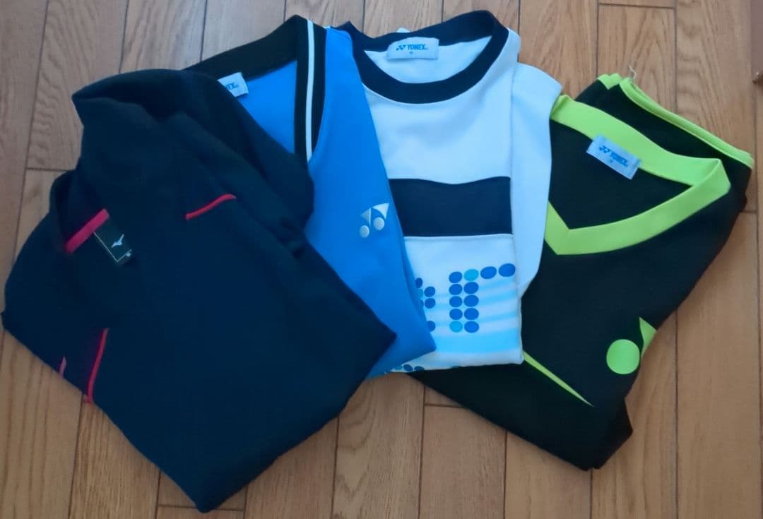 YONEX ＆MIZUNO長袖 　テニスウェアー４枚セット
