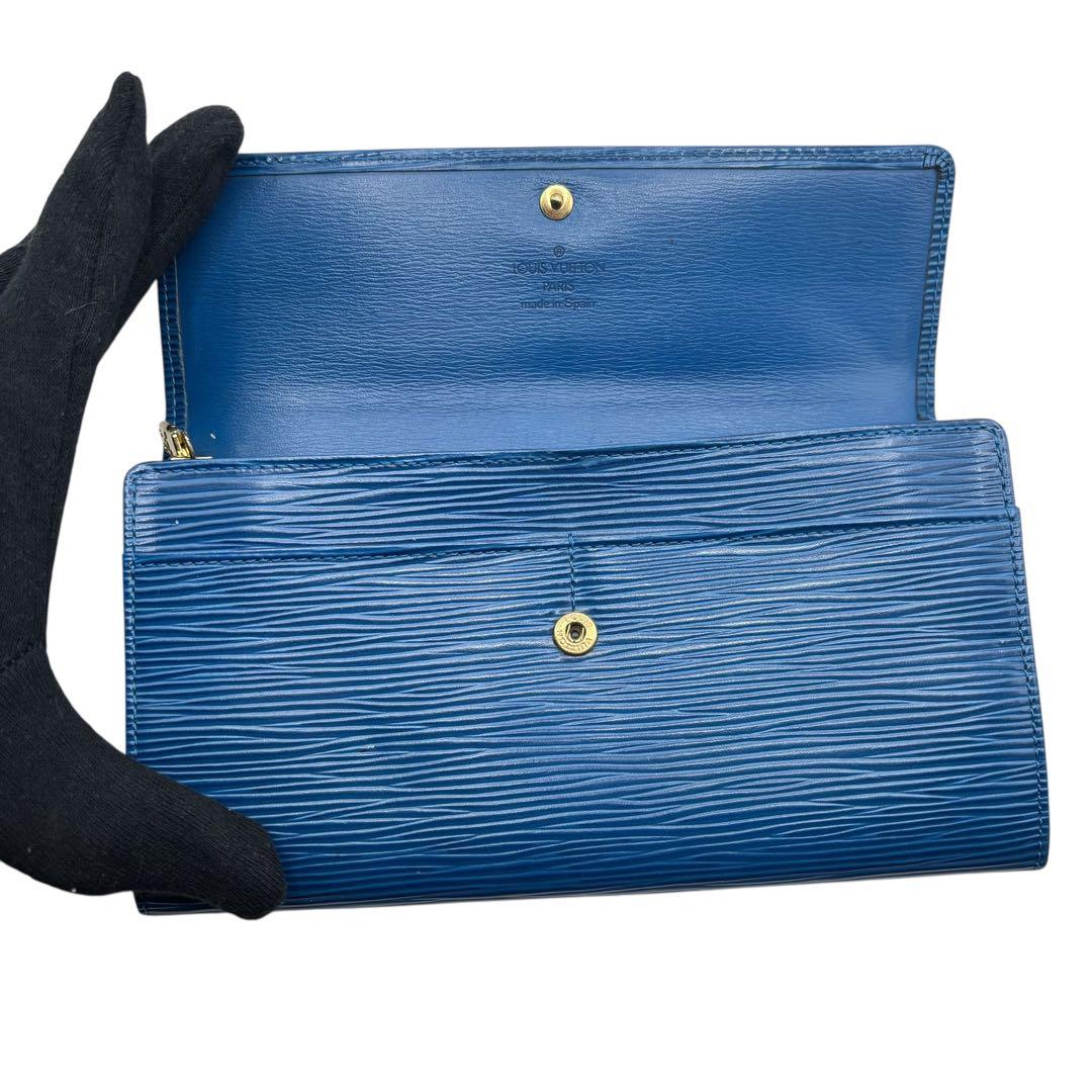 ルイ・ヴィトンエピ 長財布 ブルー ポルトモネ・クレディ M63565
