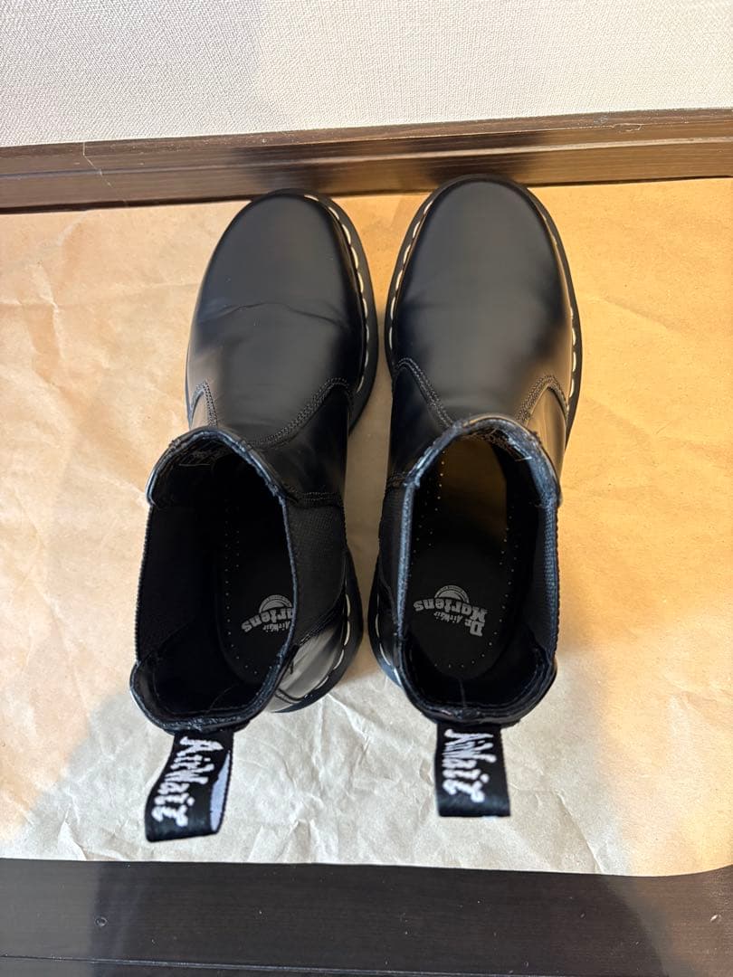 ドクターマーチン 2976 WHITE STITCH チェルシーブーツ