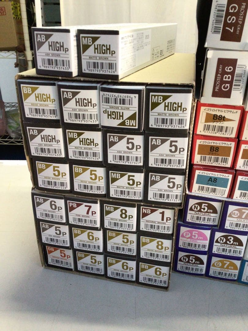 ヘアカラー剤　まとめて　業務用　美容室専用　未開封