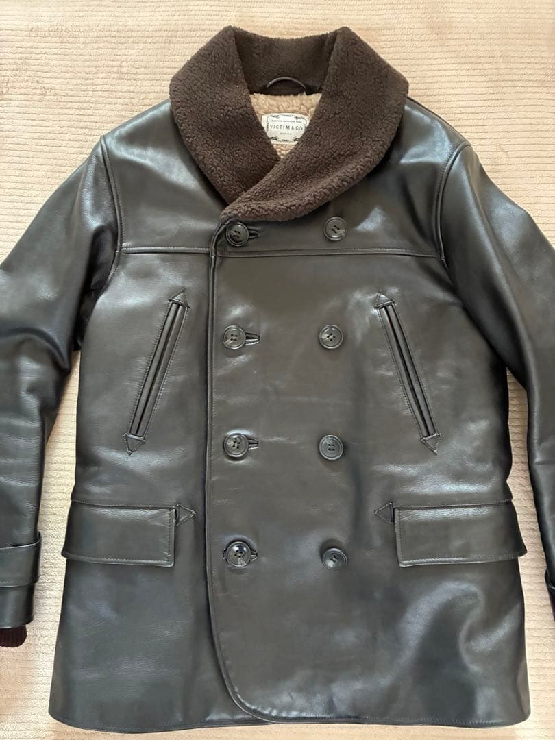 【！週末限定価格！】VICTIM ブラック レザーダブルカーコート