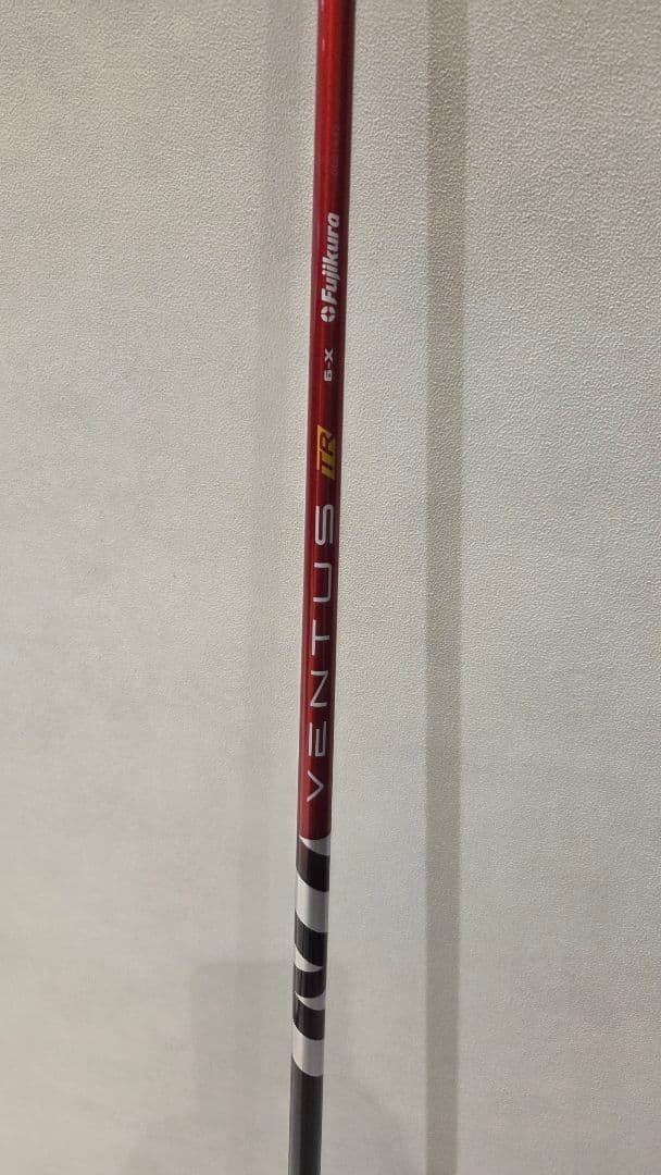 ドライバーシャフトベンタスTRレッド6-X　テイラーメイドスリーブ付き