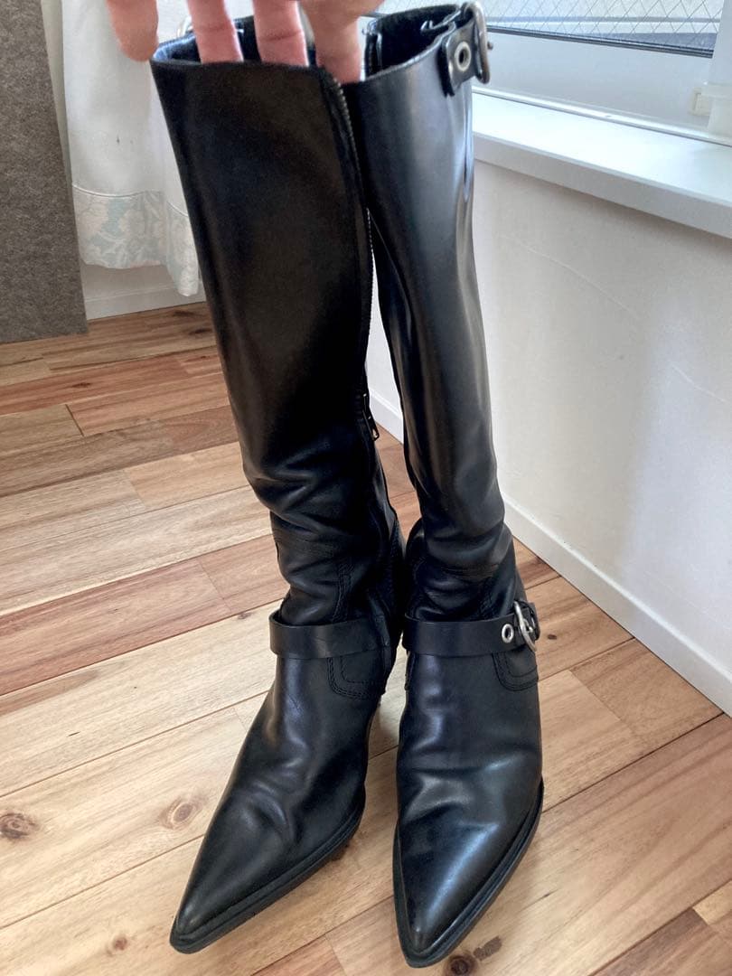 MIUMIUブラックレザー ロングブーツ 38.5