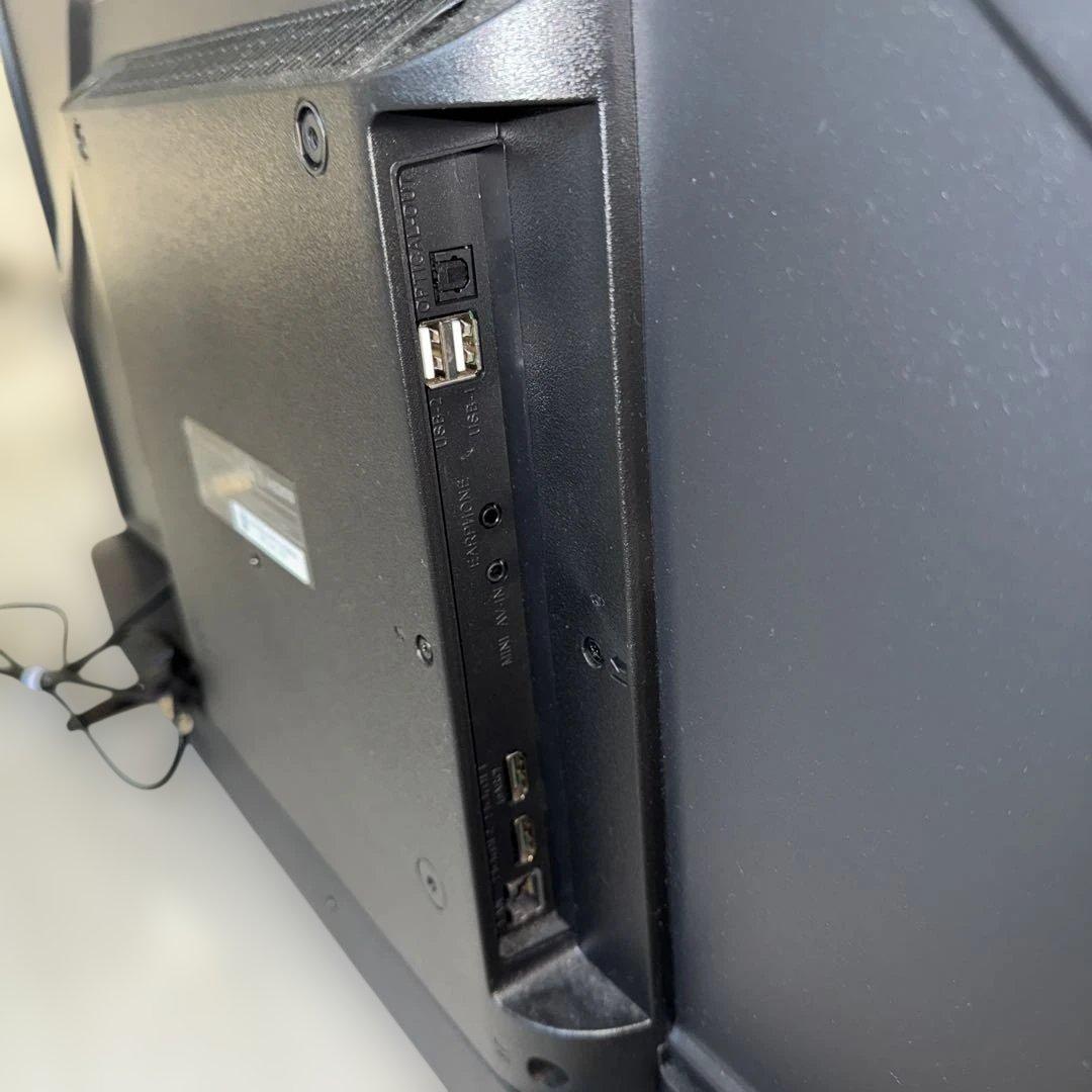 FPD チューナーレス テレビ 40V型