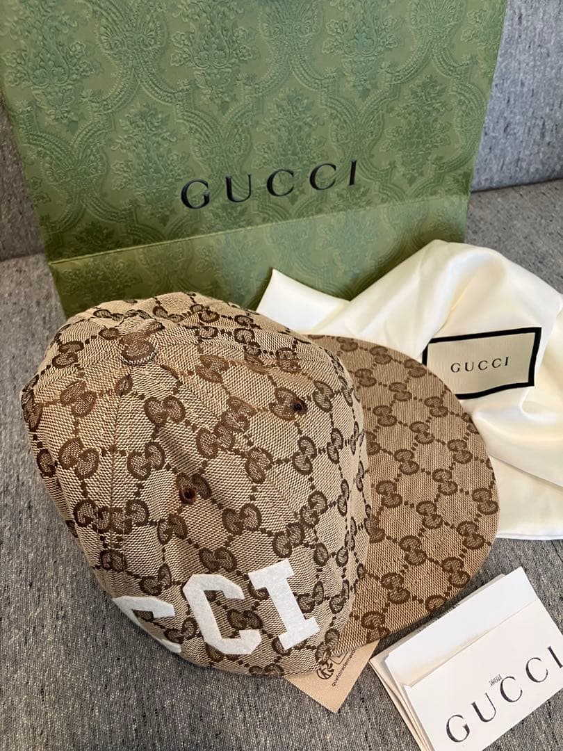 GUCCI GGパターン ベースボールキャップ Mサイズ、58cm