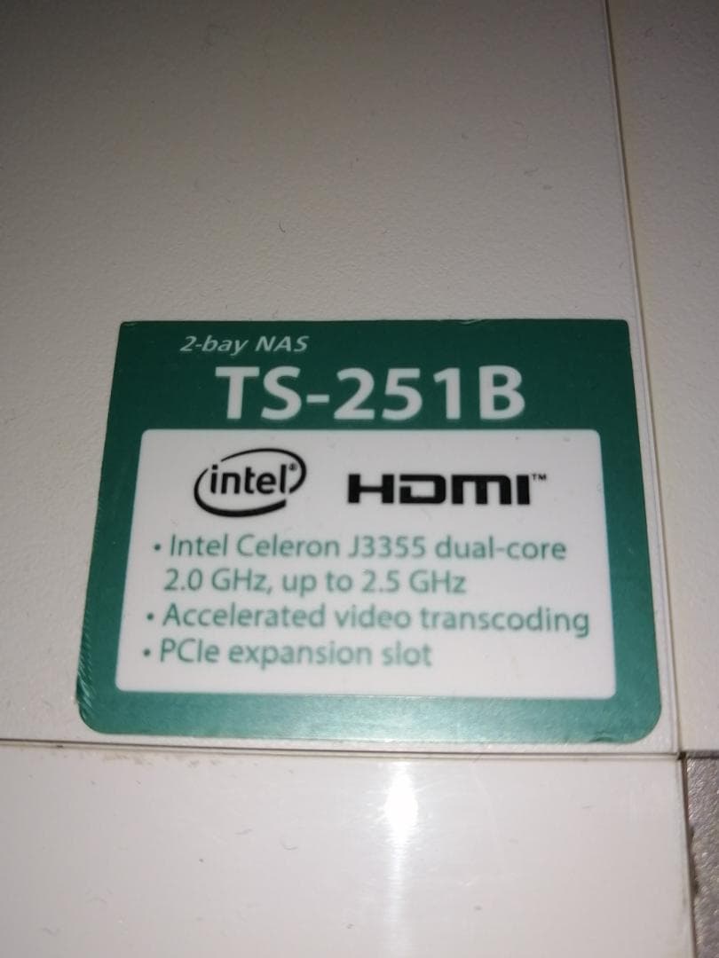 QNAP TS-251B + HDD 4TB (2TBx2個) RAM 8GB