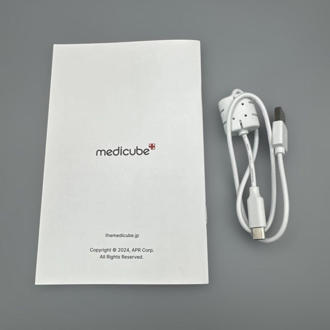 M1368 メディキューブ AGE-R ウルトラチューン40.68 美容機器