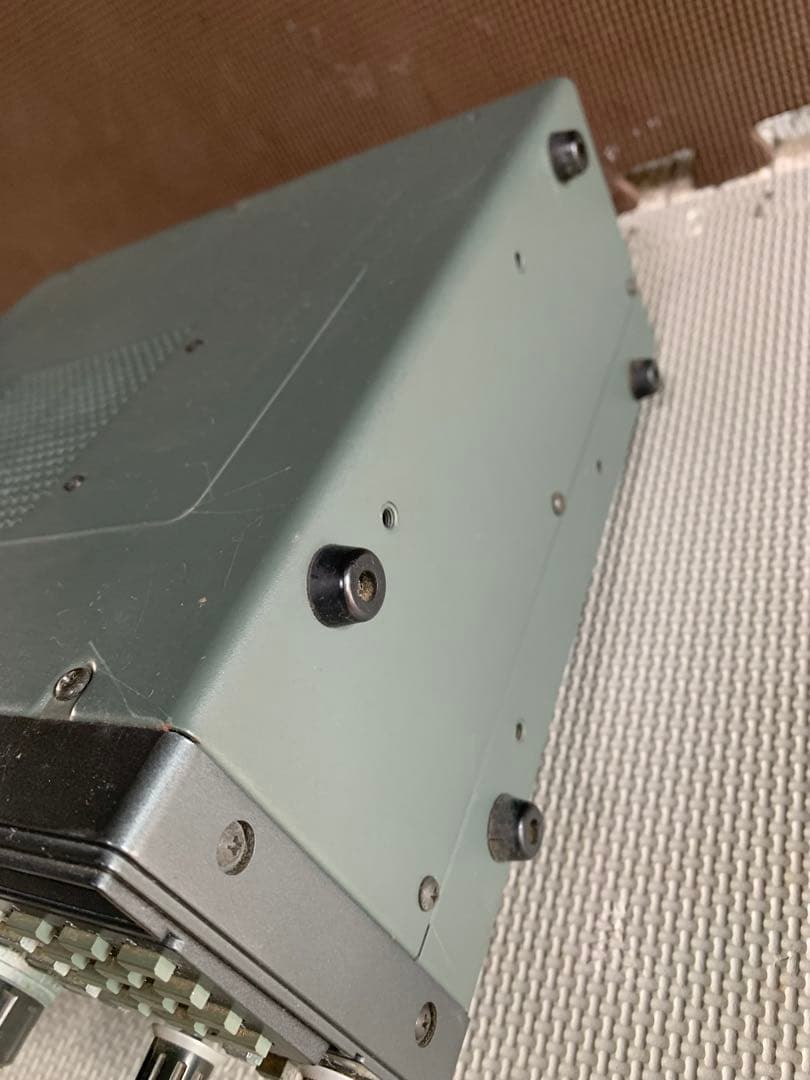 動作未確認　ICOM IC-R7000　 広帯域受信機