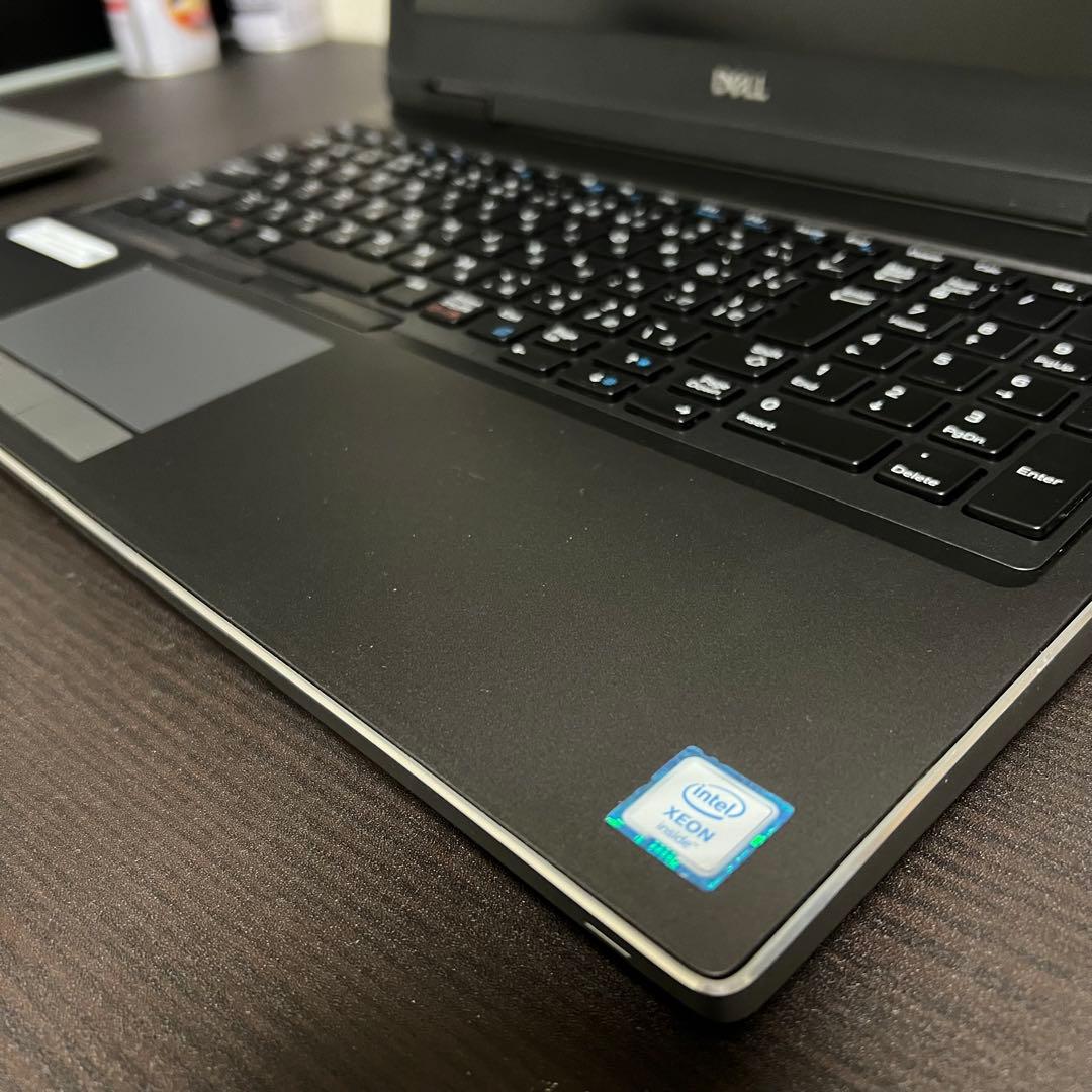 DELL Precision 7540 15.6インチ Xeon ノートPC