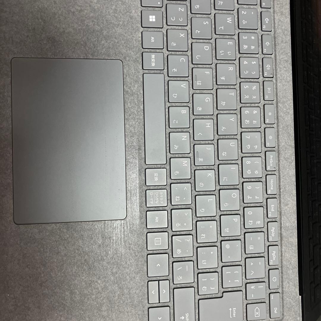 美品Microsoft Surface Laptop 4 本体　充電回数29回