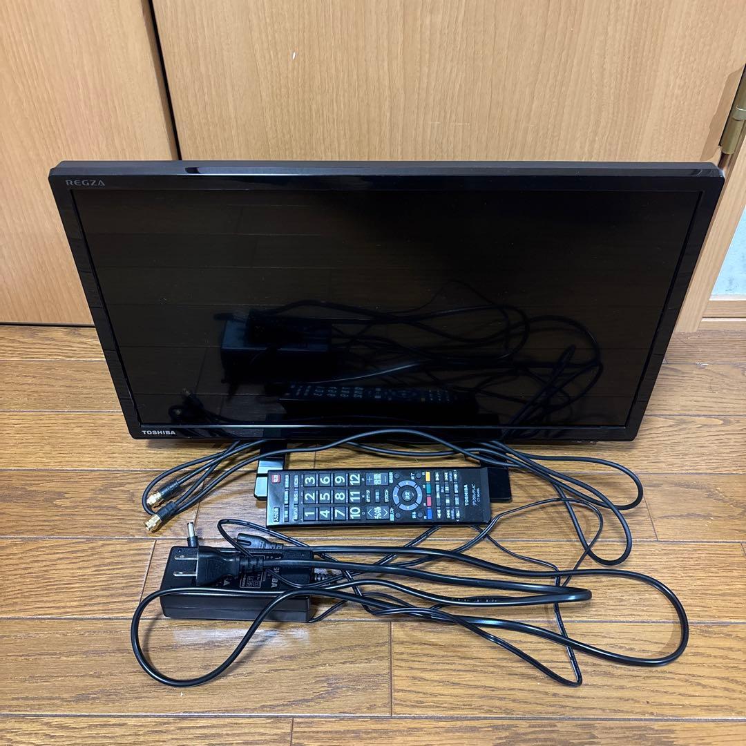 TOSHIBA REGZA 19インチ　液晶テレビ 19年製　19S22