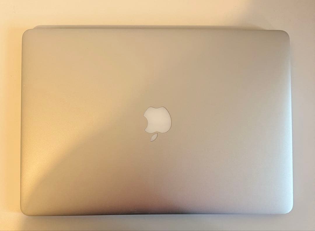 美品 Macbook Pro 2015 15インチ 今年最新mac os