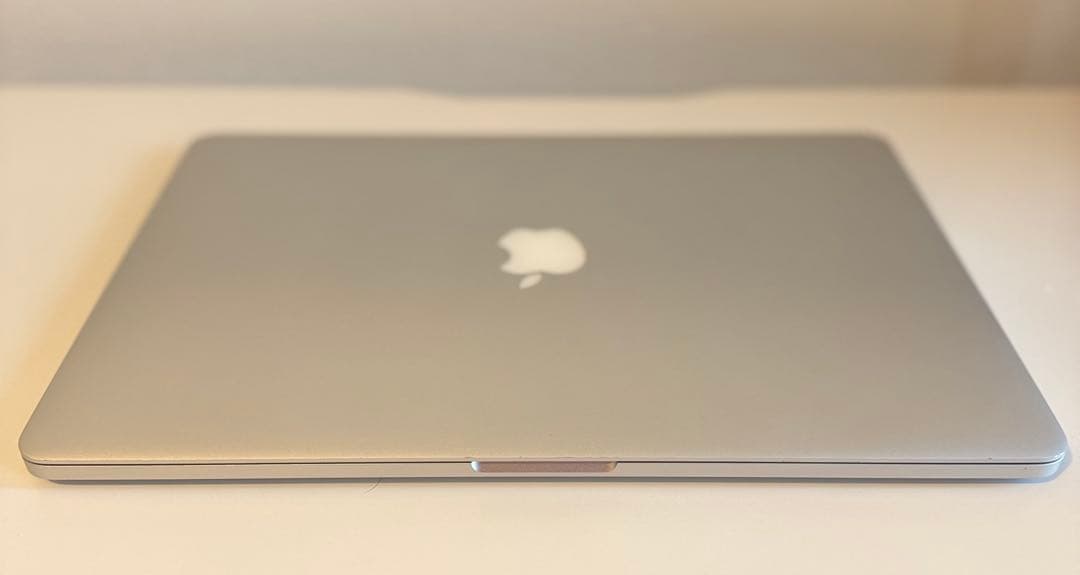 美品 Macbook Pro 2015 15インチ 今年最新mac os