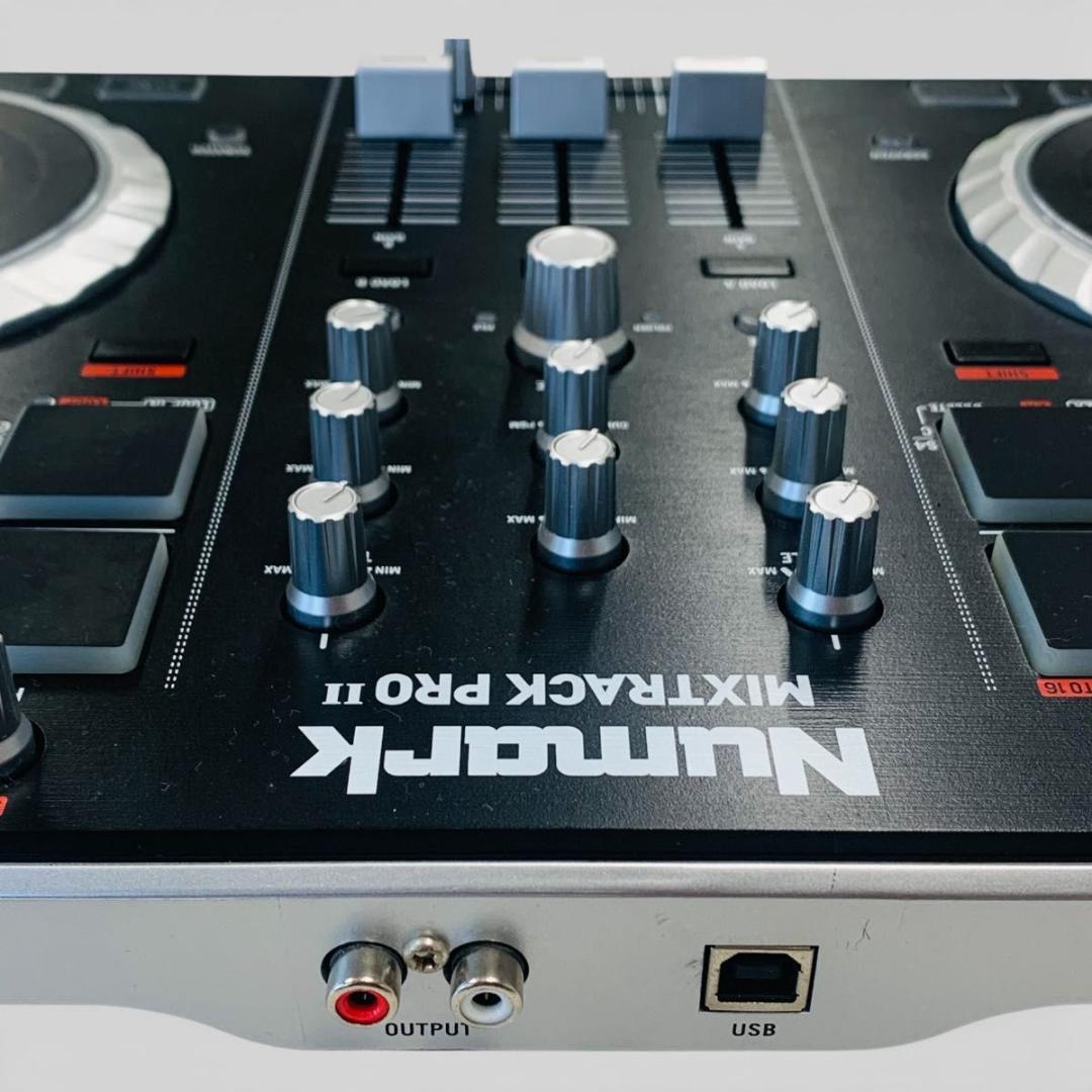 Numark MIXTRACK PRO II DJコントローラー