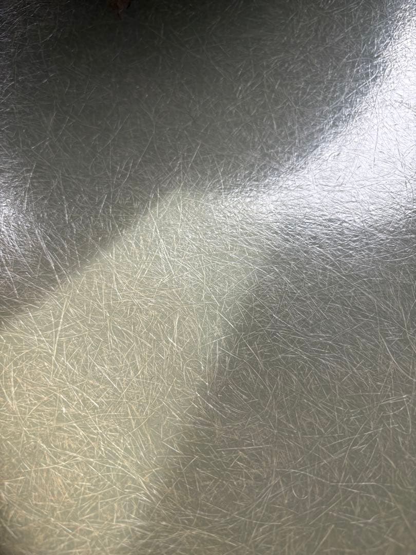 イームズハーマンミラーシェルチェア難あり