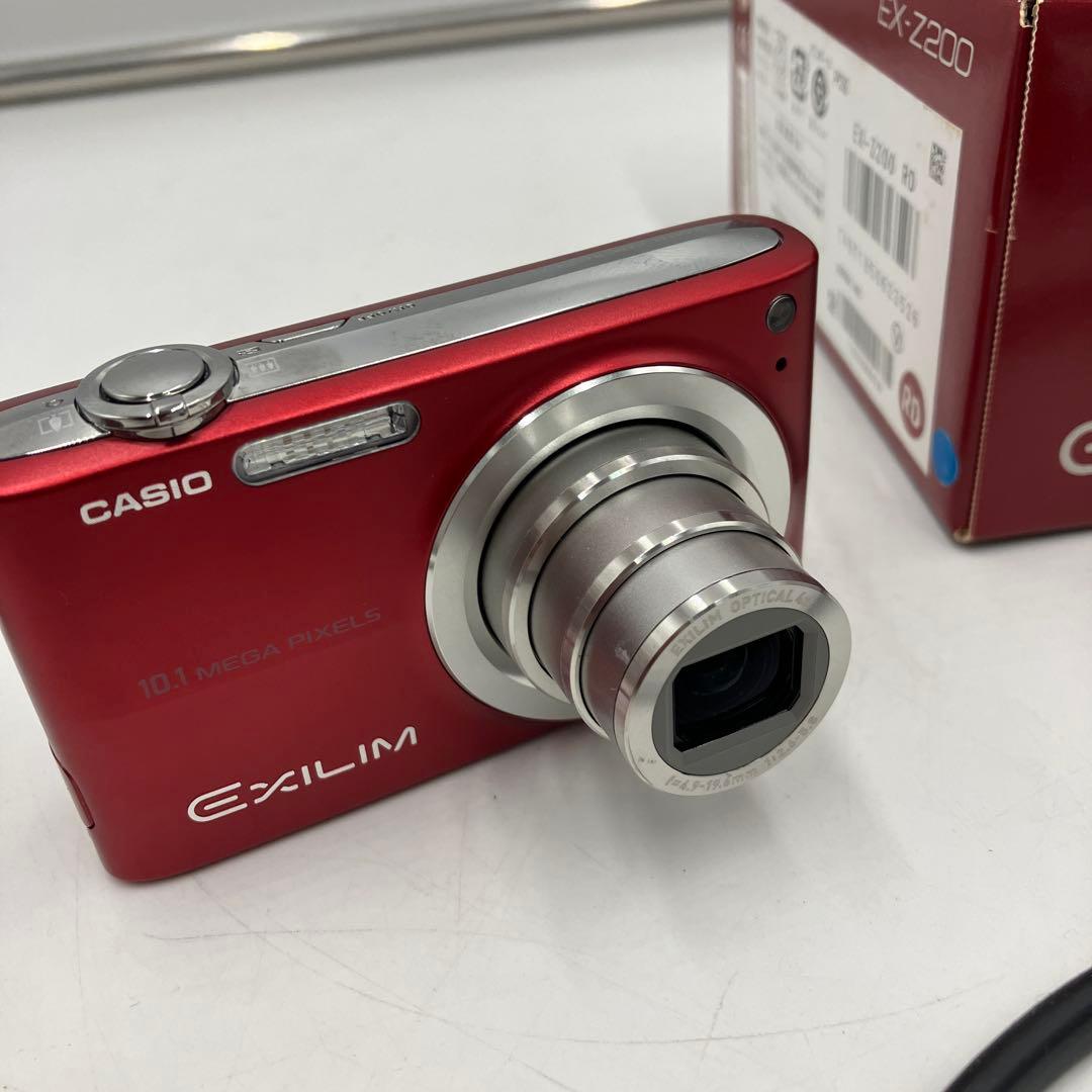 超美品　CASIO EX-Z200 コンパクトデジタルカメラ
