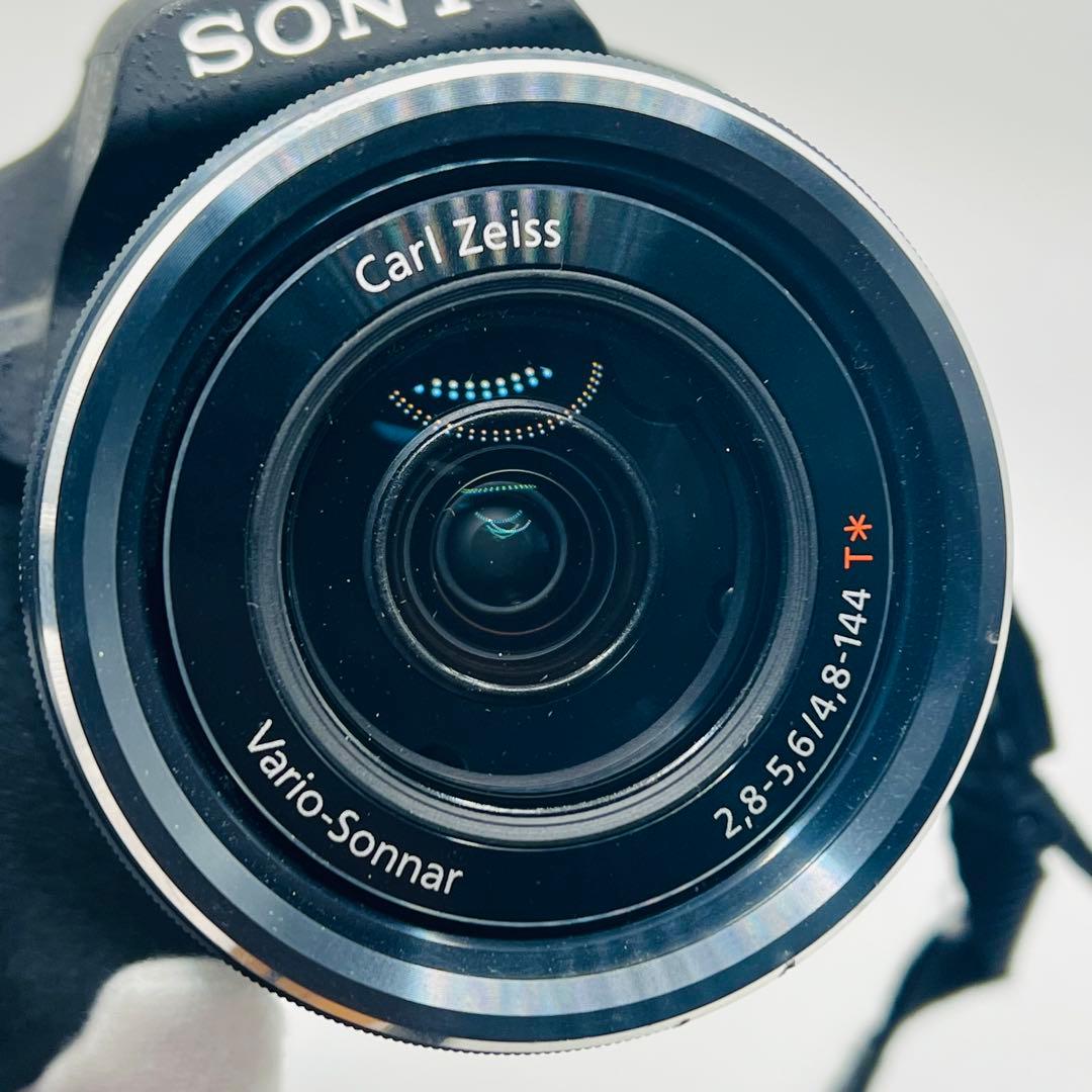 Sony Cyber-shot DSC-HX100V ブラック　デジカメ