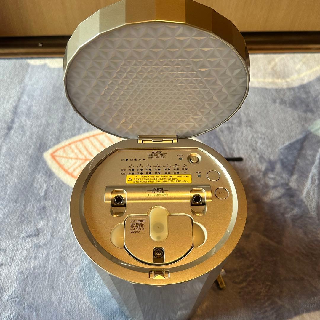 【極美品】ヤーマン美顔器 スチーマー フォトケア シャンパンゴールドYJSB0N