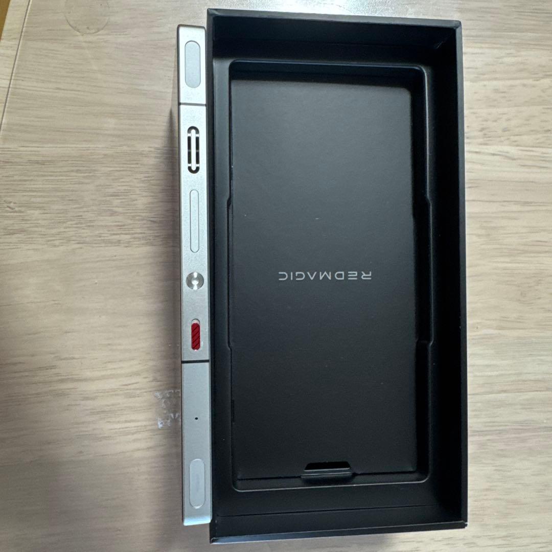 REDMAGIC 10 PRO ホワイト 本体