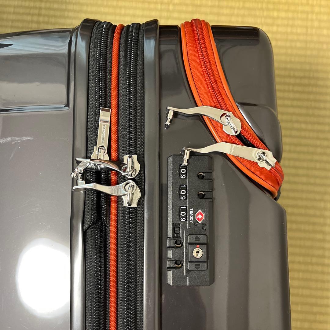 HIDEO WAKAMATSU スーツケース ジッパー 拡張機能付き ブラック