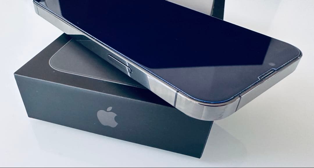 美品 iPhone13 pro max 512GB 国内 SIMフリー