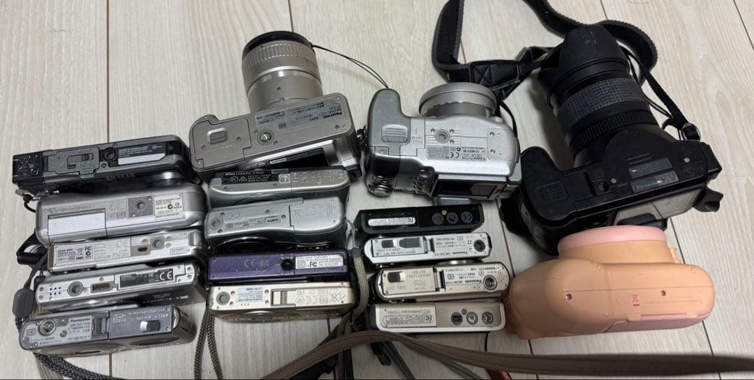 デジタルカメラ　17点セット　(未確認) (ジャンク品)