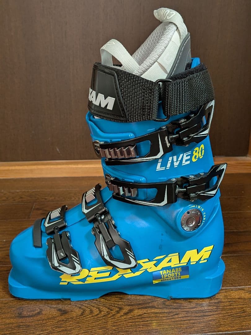 レグザム　ジュニアレーシングスキーブーツ　23cm