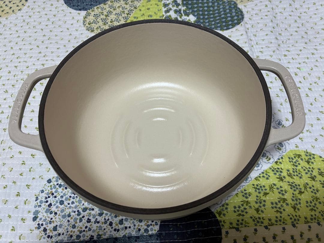 【新品未使用】VERMICULAR OVEN POT 2 18cm ベージュ