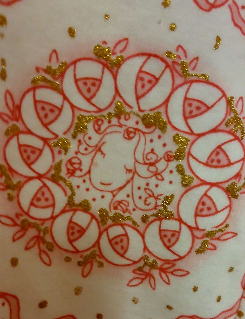 tsumori chisatoタグ付新品 乙女と猫と薔薇の総柄パジャマ上下セット