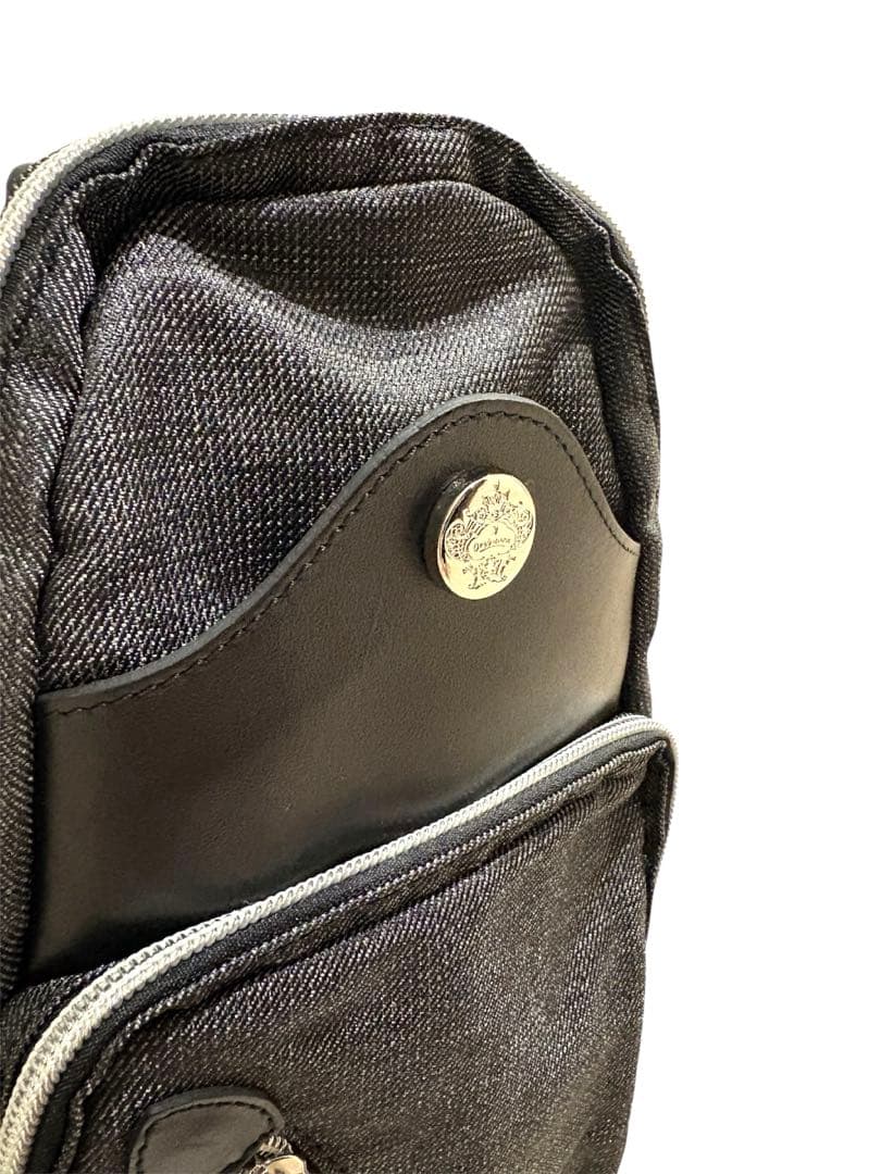 新品　限定完売品　Orobianco オロビアンコ ボディバッグ ショルダー 黒