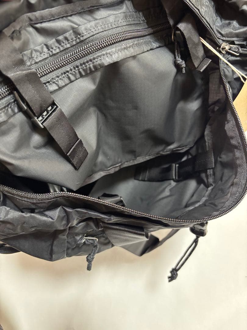 パタゴニア ウルトラライト・ブラックホール・トートバックパック/リュックサック