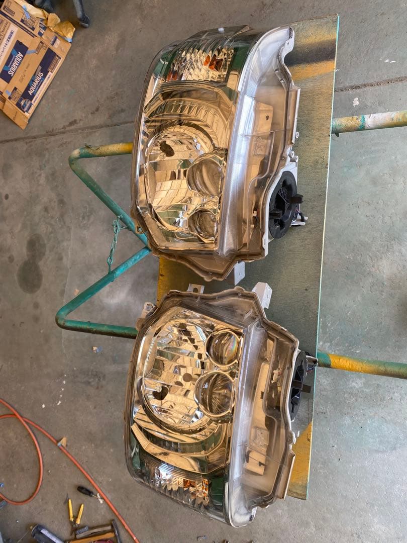 200系 ハイエース 5型 6型 純正 LED ヘッドライト コンピューター付