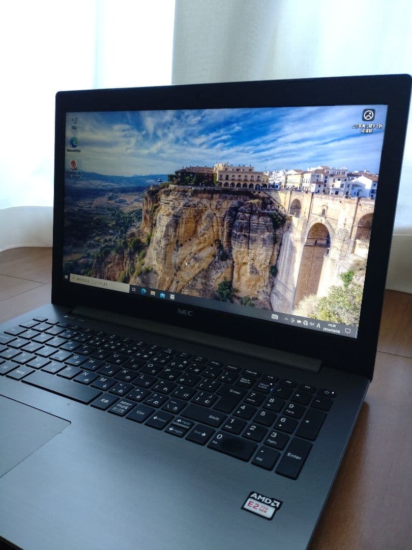 NEC LAVIE ノートパソコン本体
