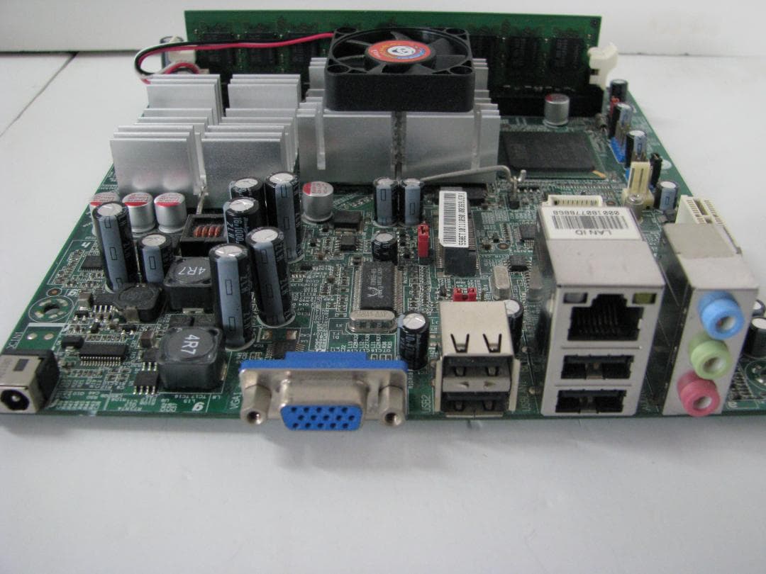 Aopen BB10 SILVER Atom 330搭載ベアボーンキット