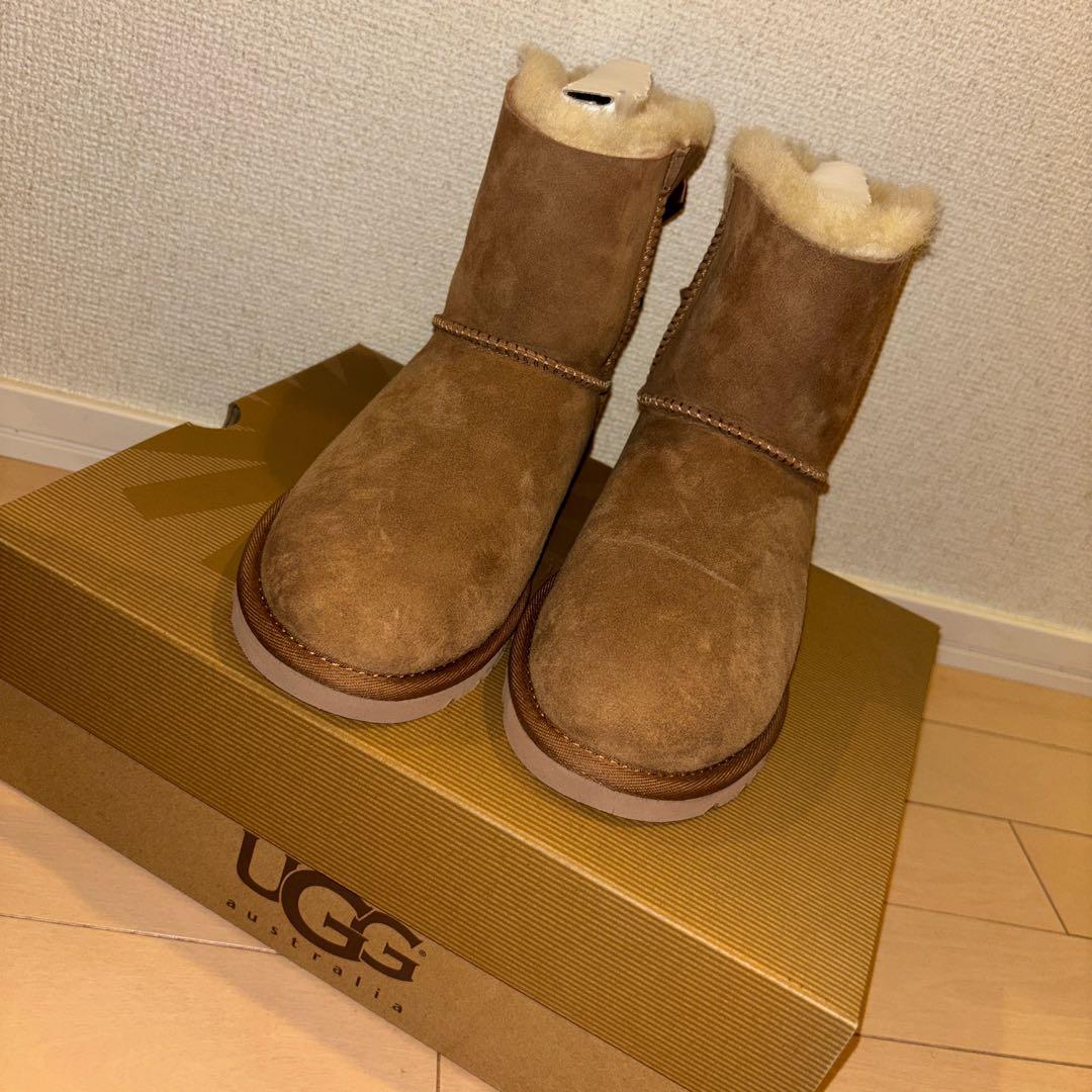 S*1様 UGG ブラウン ムートンブーツ リボン付き