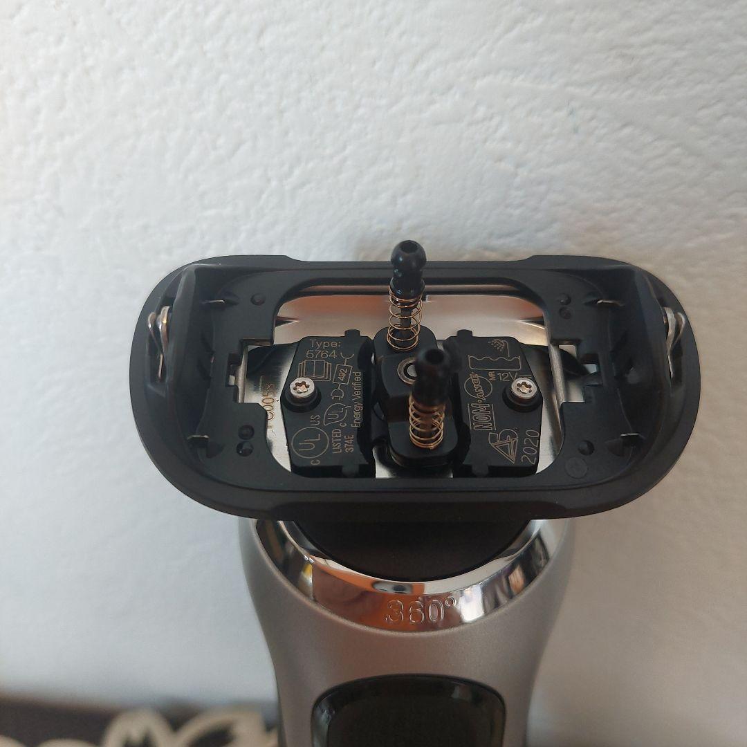 新品ブラウン シリーズ7 70-S7000cc シェーバー シルバー 充電器付