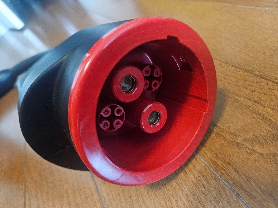 テスラ　純正　チャデモアダプター(カバン付き)