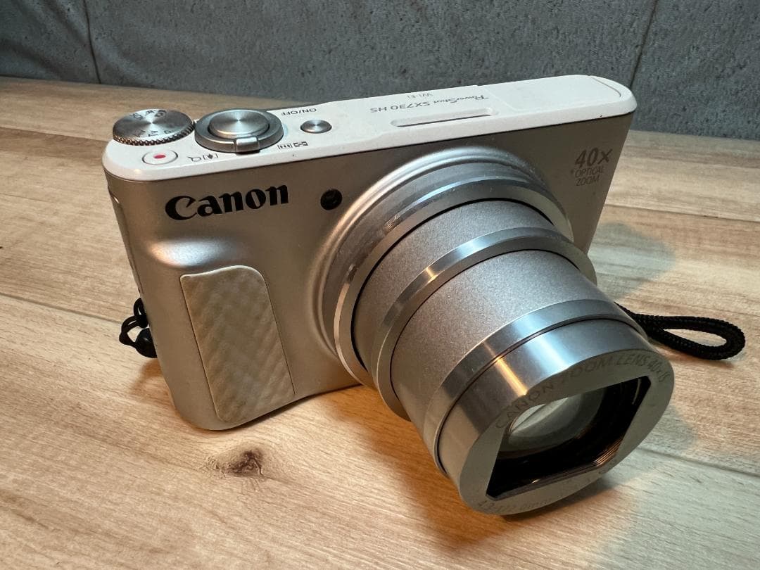 た*く様 美品 キャノン PowerShot SX730HS デジカメ 本体・純