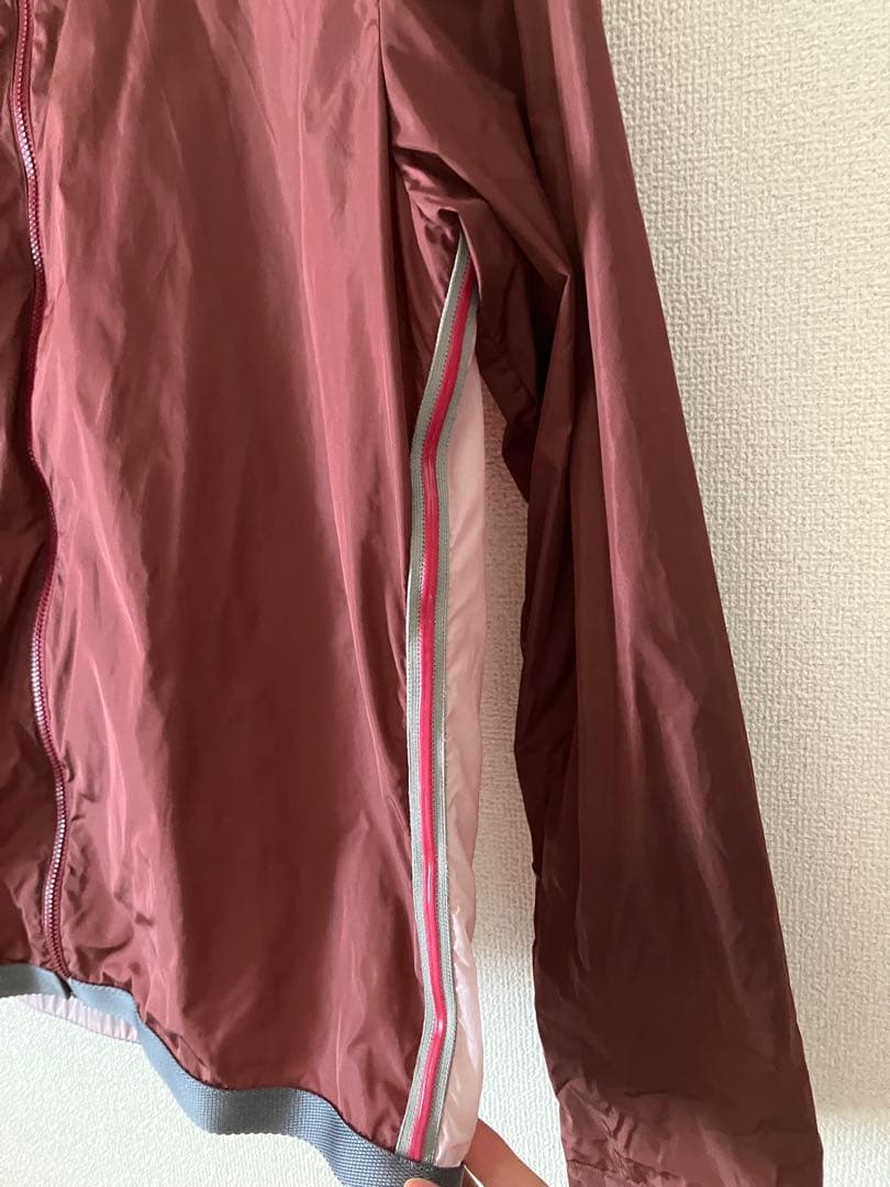 し*い様 PRADA SPORTダークレッド フード付きジャケット　2000ss